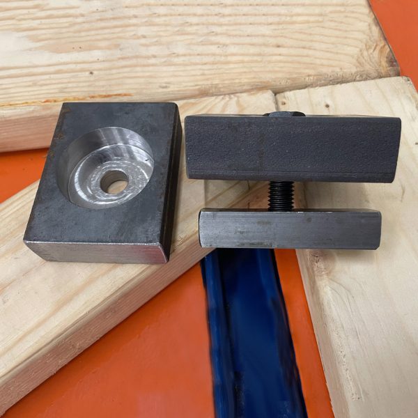 Tap Bar/Rectangular Puck/Flange Bolt Kit